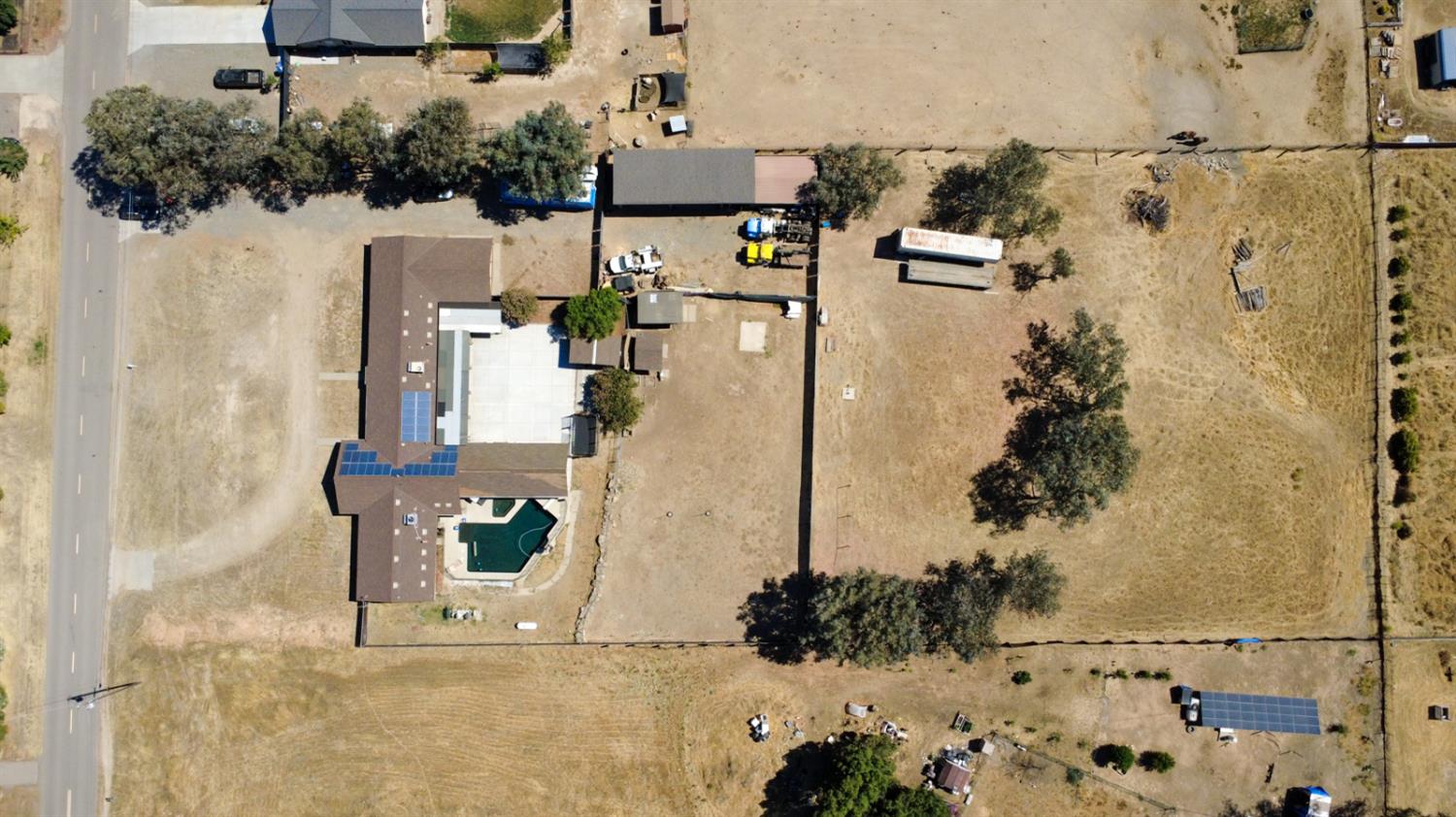 16448 Monreal Rd, Madera, CA 93636