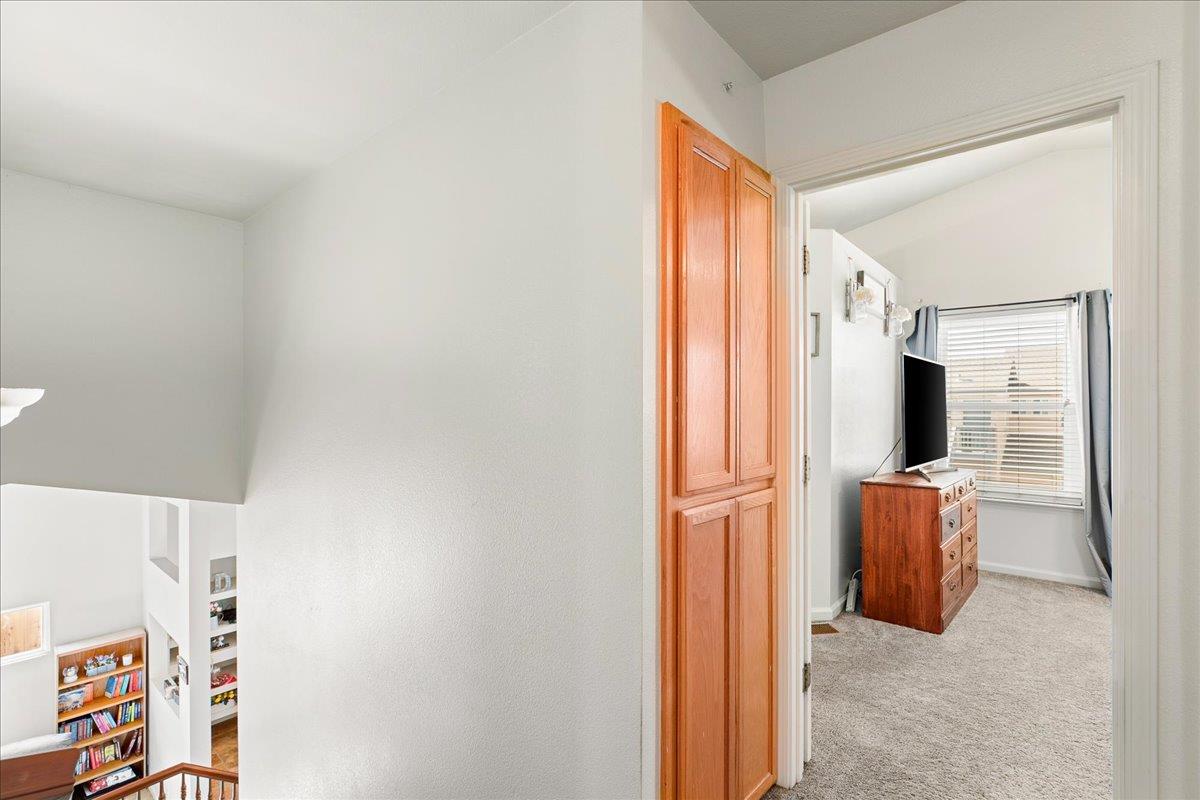 2518 Novi Dr, Riverbank, CA 95367