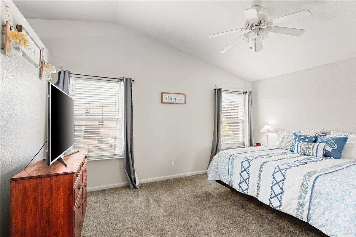 2518 Novi Dr, Riverbank, CA 95367