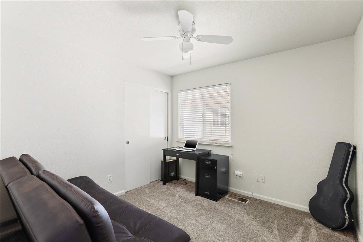 2518 Novi Dr, Riverbank, CA 95367