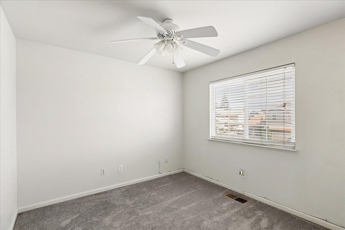 2518 Novi Dr, Riverbank, CA 95367