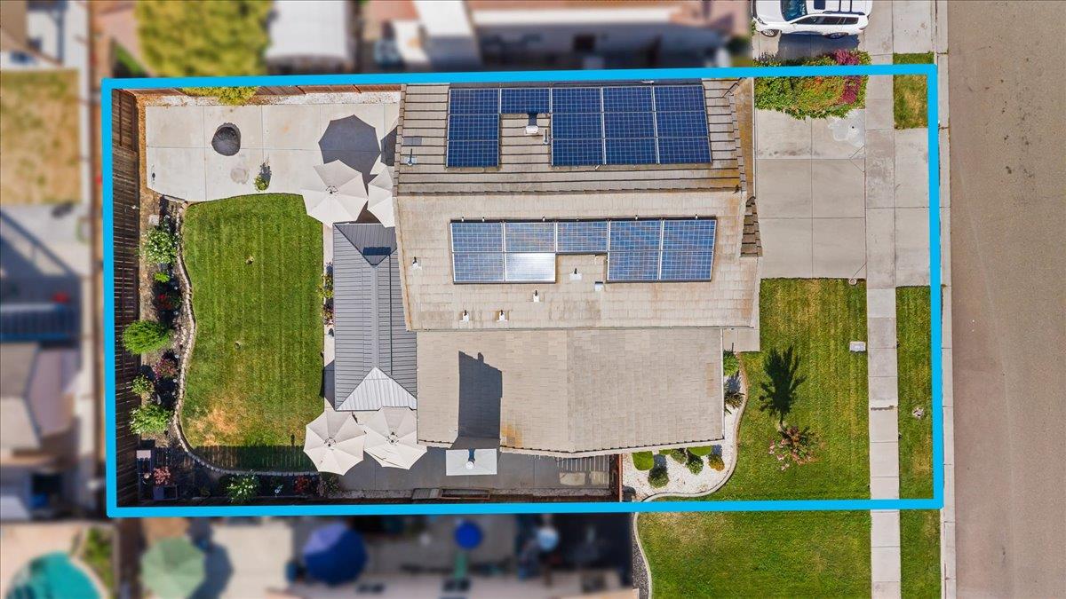 2518 Novi Dr, Riverbank, CA 95367