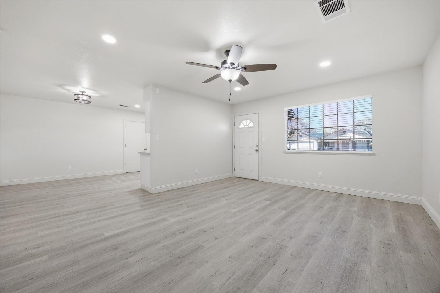 840 Holiday Way, Chowchilla, CA 93610