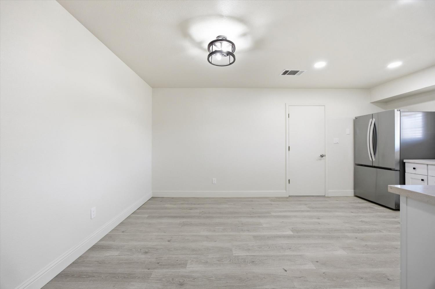 840 Holiday Way, Chowchilla, CA 93610