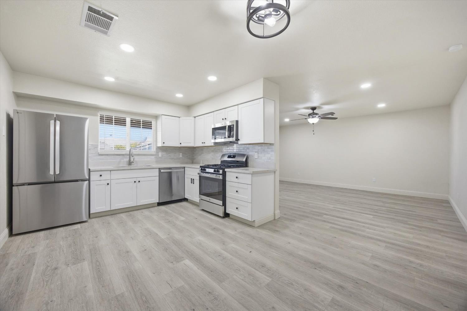 840 Holiday Way, Chowchilla, CA 93610