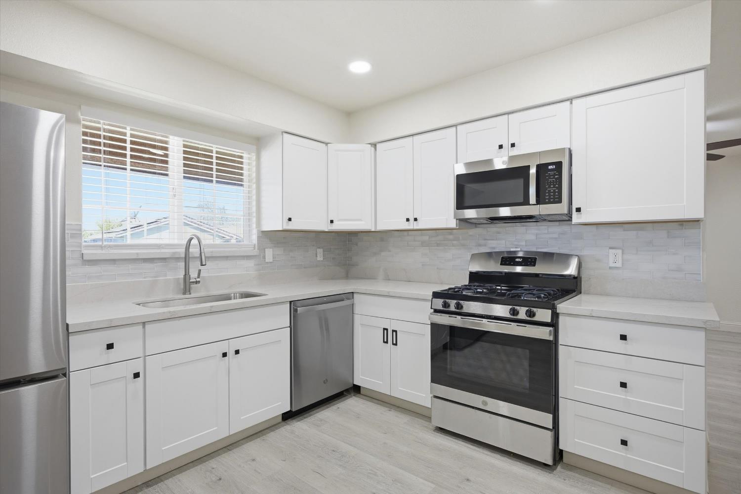 840 Holiday Way, Chowchilla, CA 93610