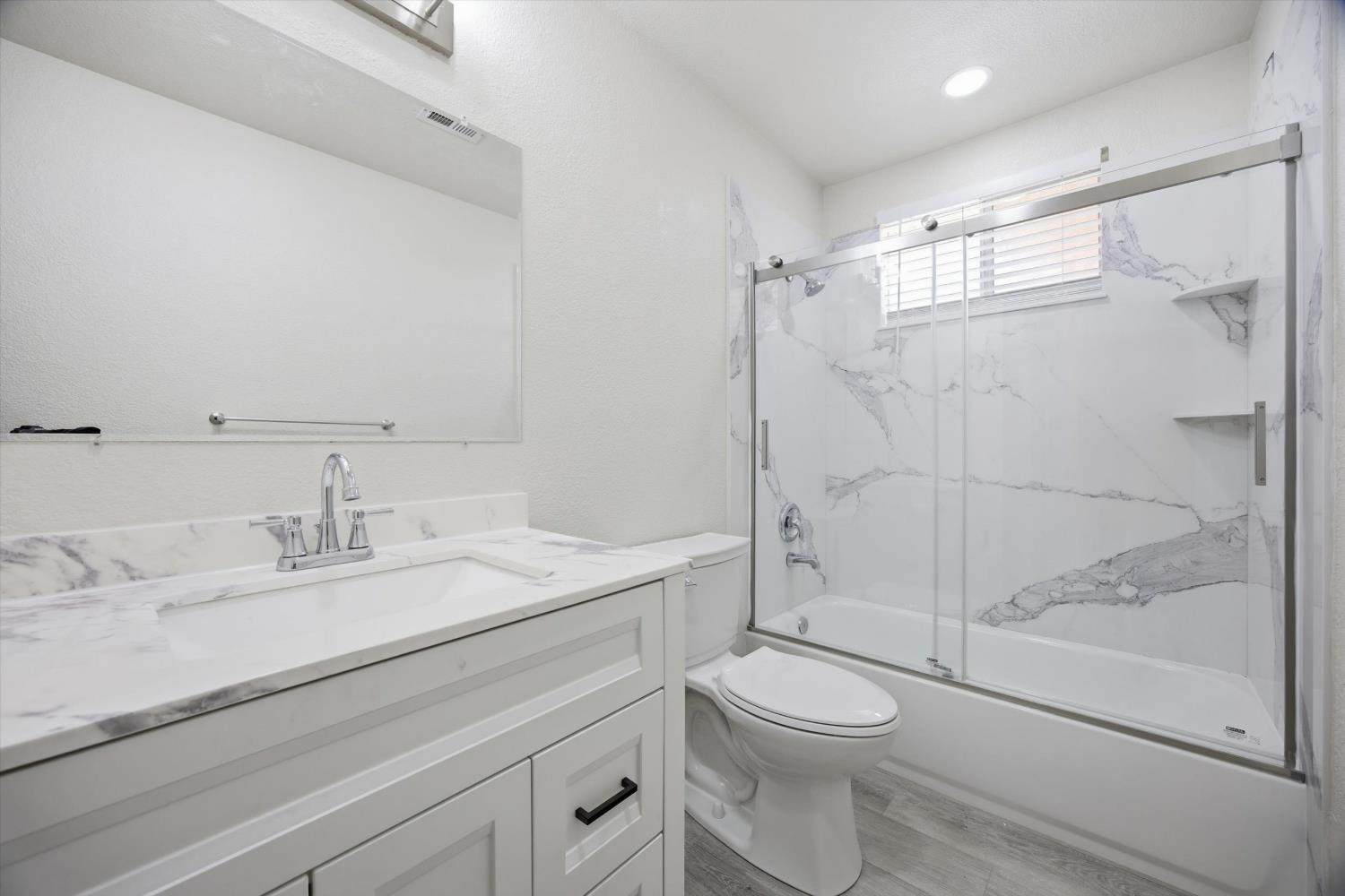 840 Holiday Way, Chowchilla, CA 93610