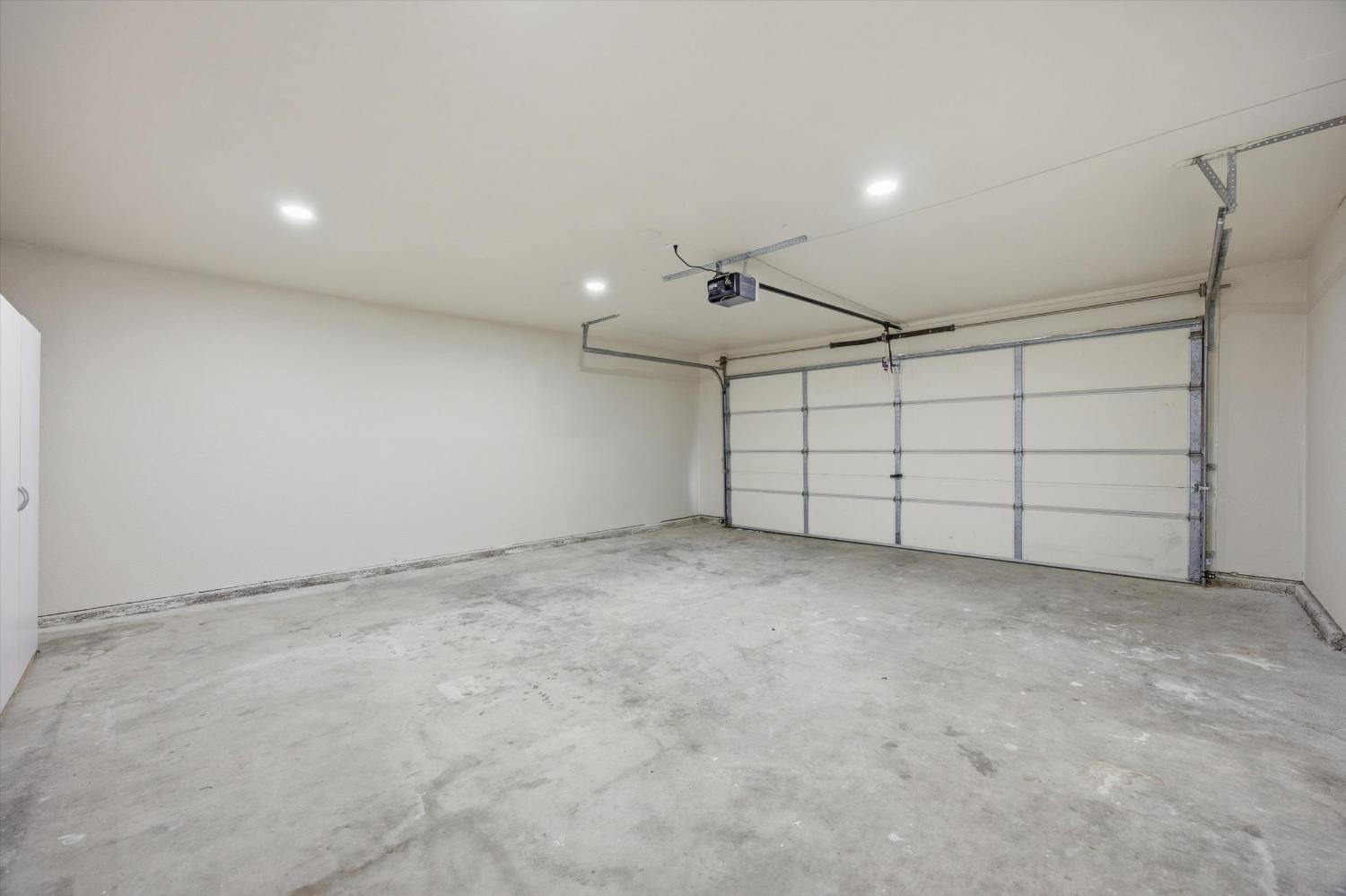 840 Holiday Way, Chowchilla, CA 93610