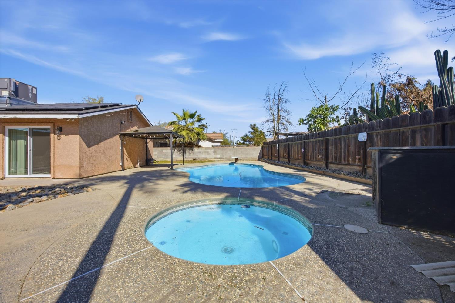 840 Holiday Way, Chowchilla, CA 93610