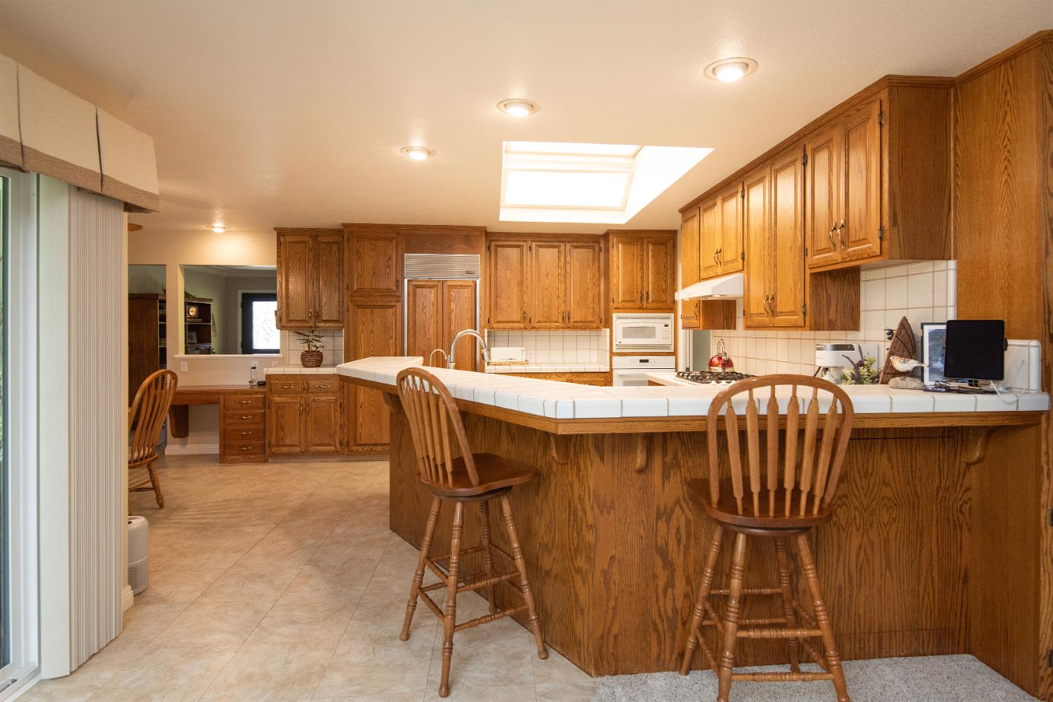 631 Baker Dr, Ripon, CA 95366