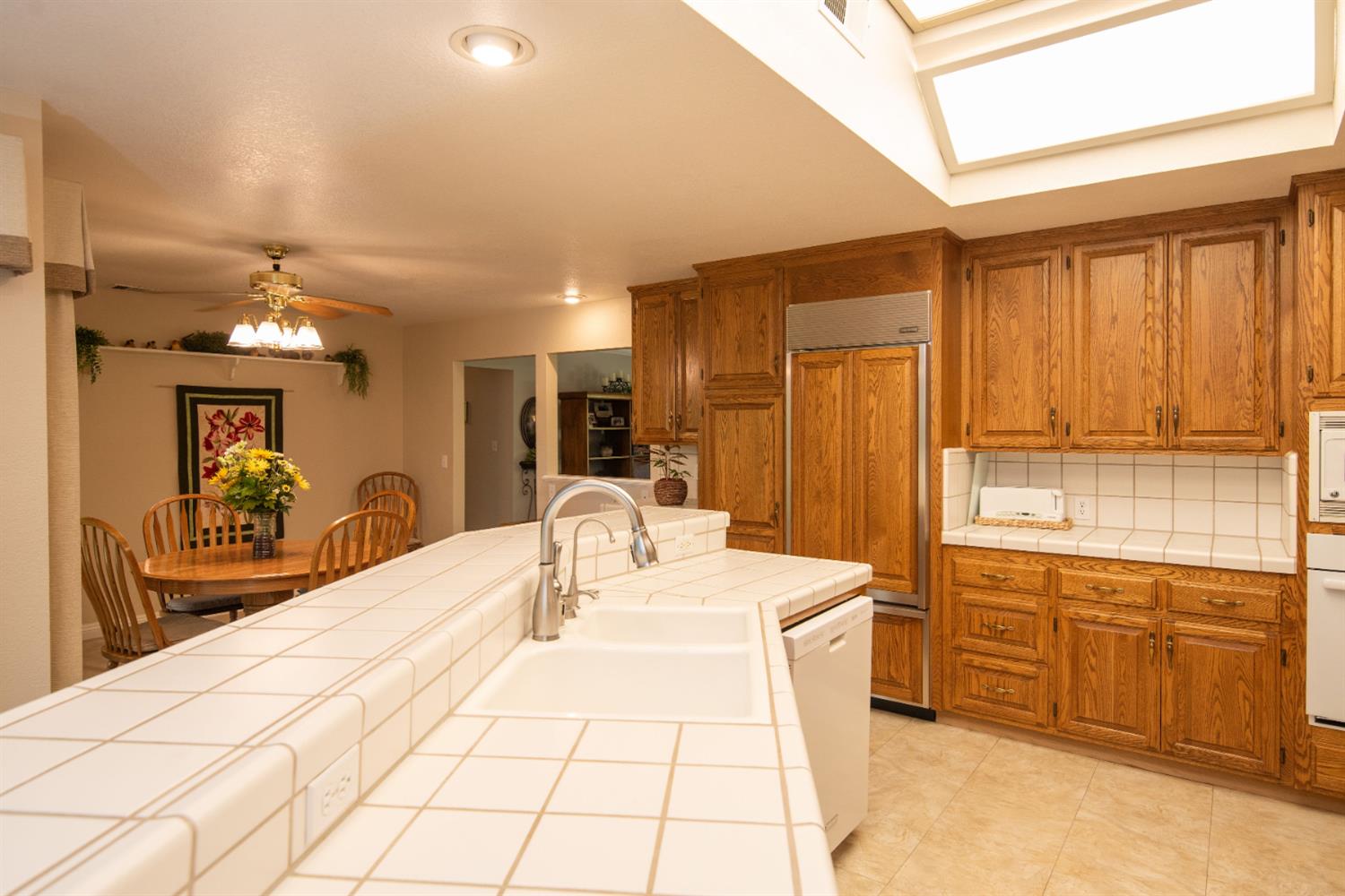 631 Baker Dr, Ripon, CA 95366