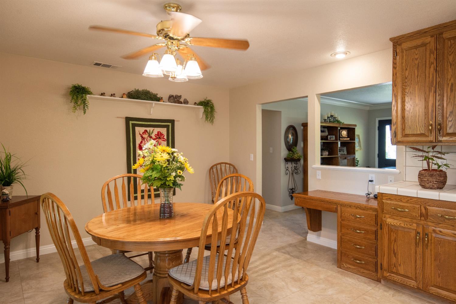 631 Baker Dr, Ripon, CA 95366