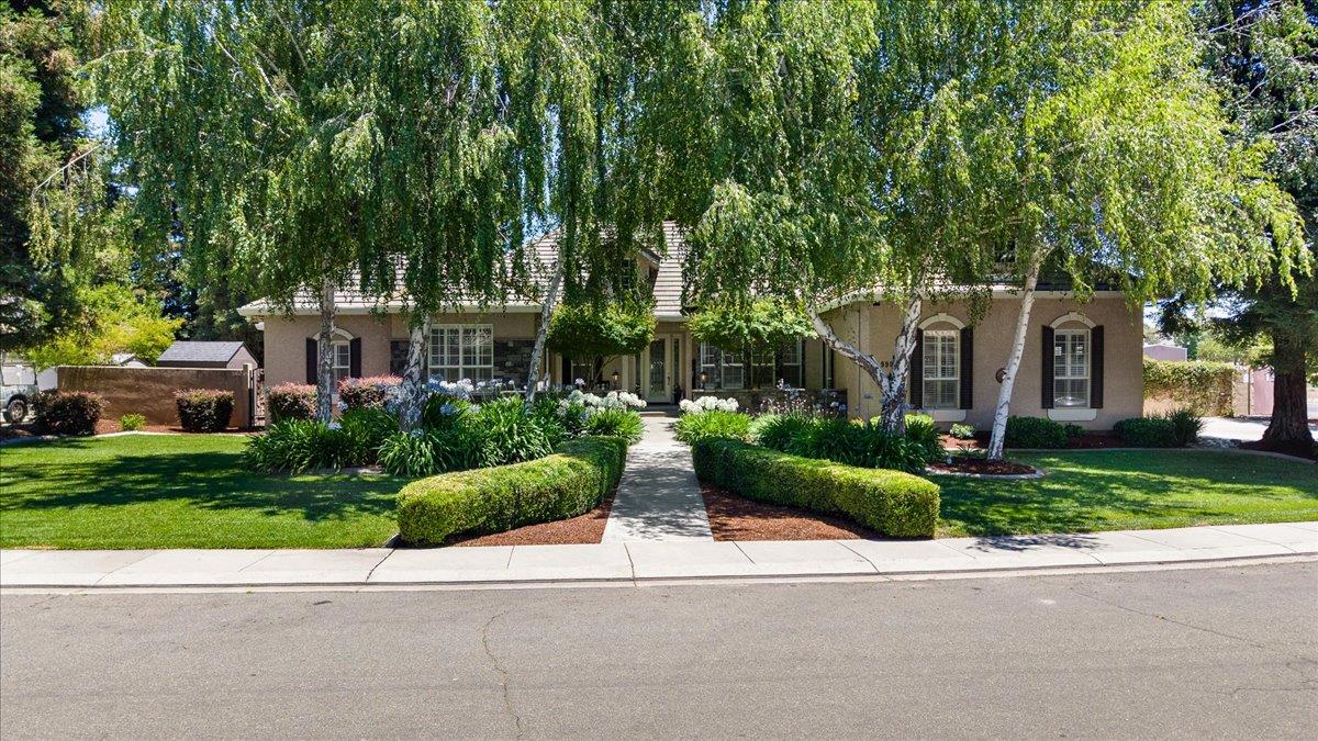 9900 Country Oak Ct, Oakdale, CA 95361