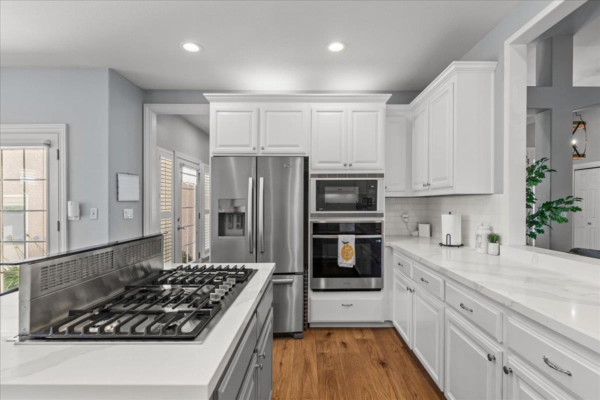 9900 Country Oak Ct, Oakdale, CA 95361