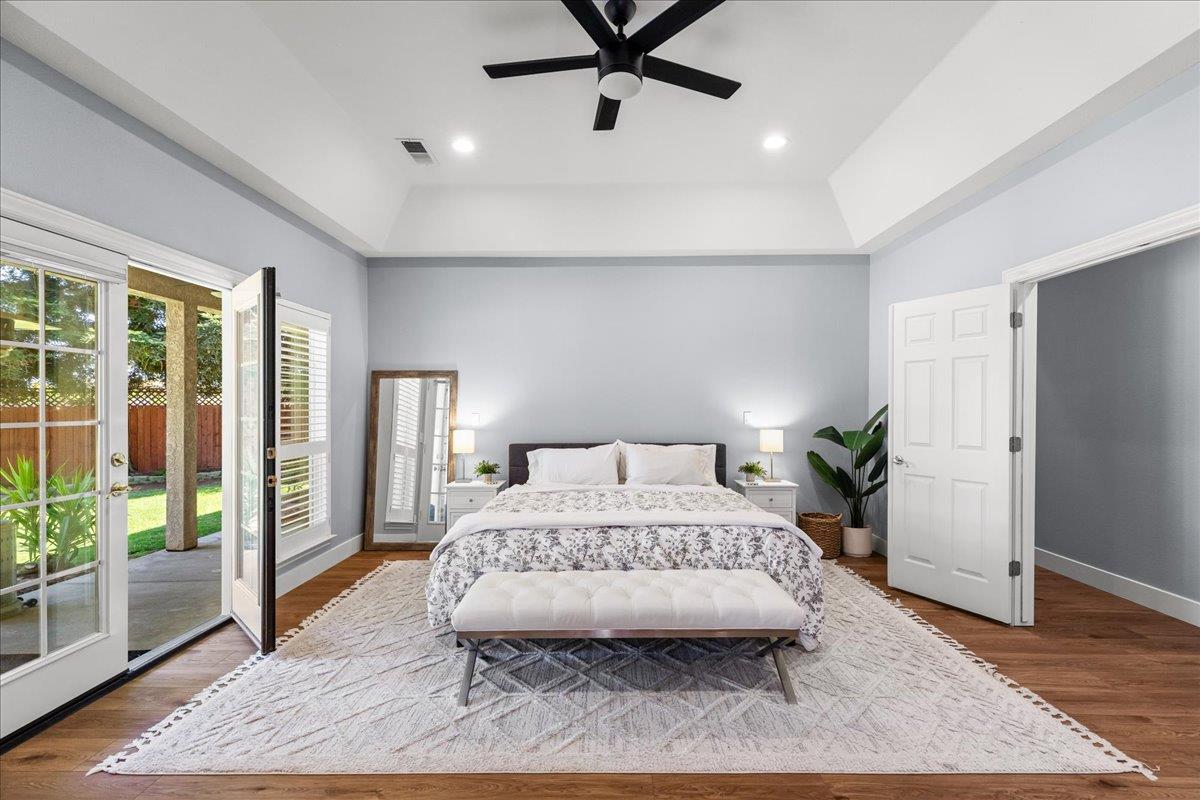 9900 Country Oak Ct, Oakdale, CA 95361