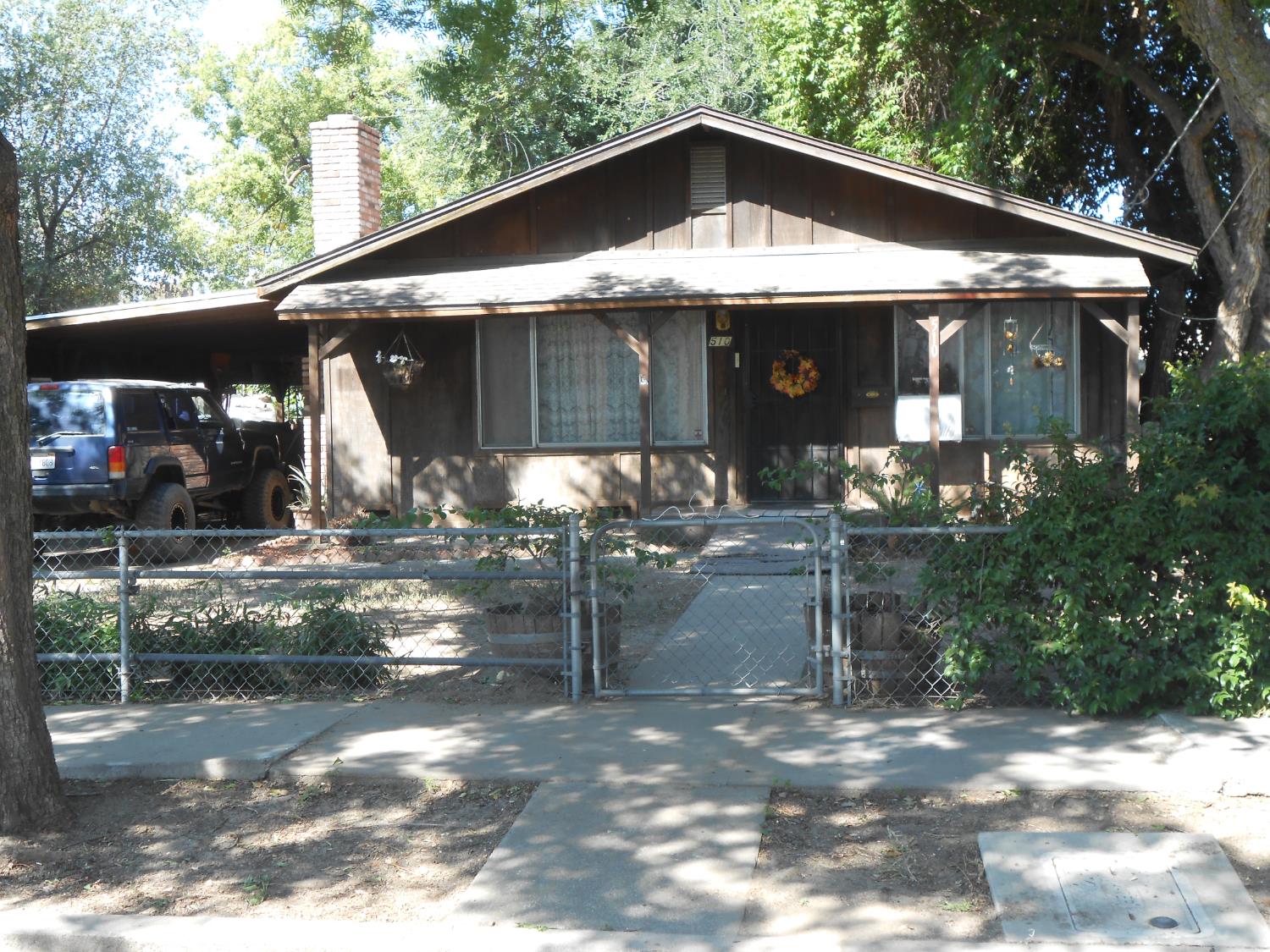 510 N 2nd Ave, Oakdale, CA 95361