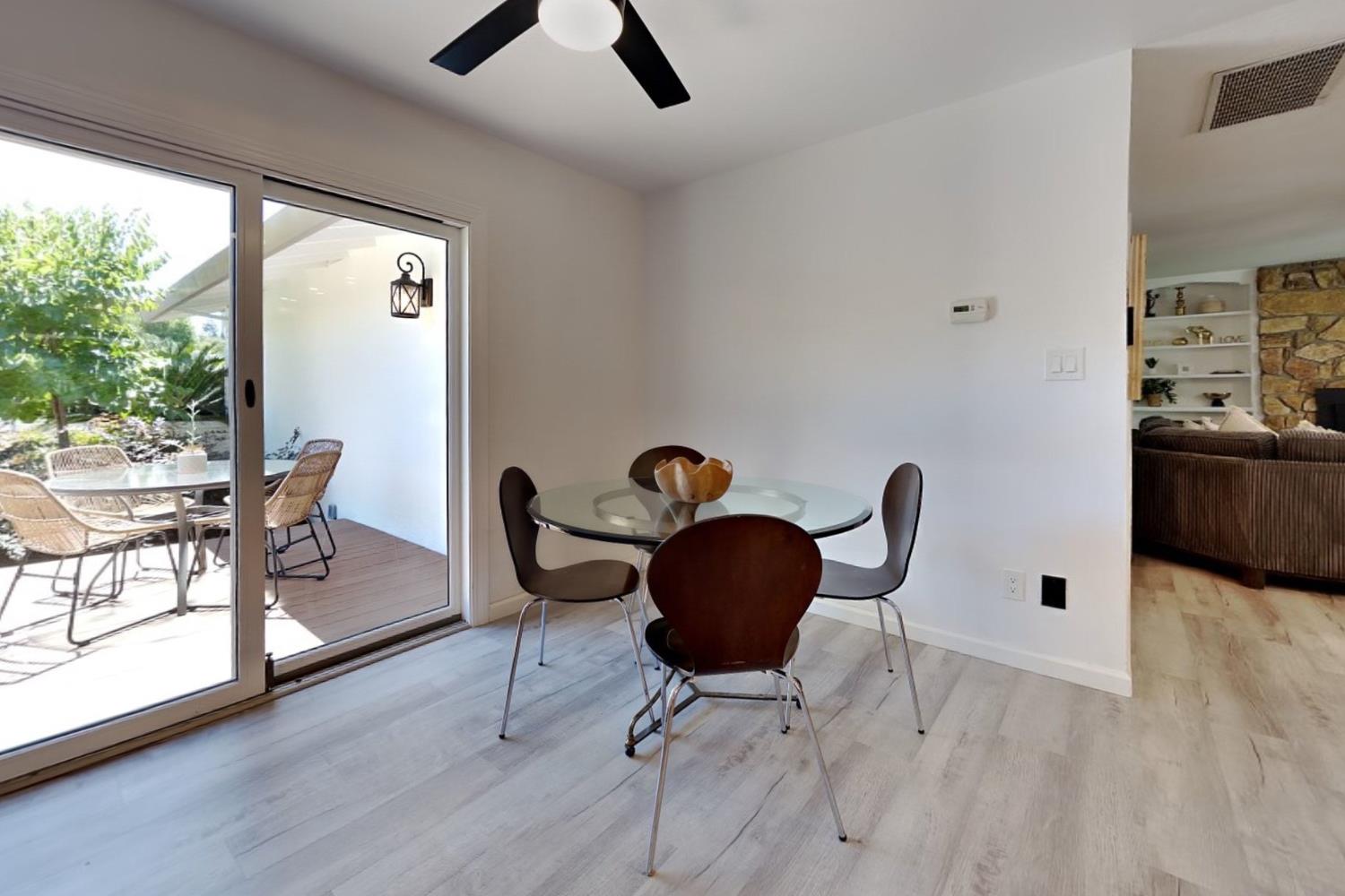 909 Newcastle Ct, Modesto, CA 95355