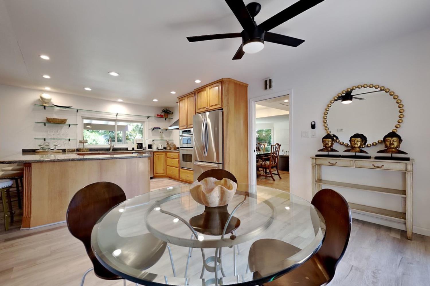 909 Newcastle Ct, Modesto, CA 95355