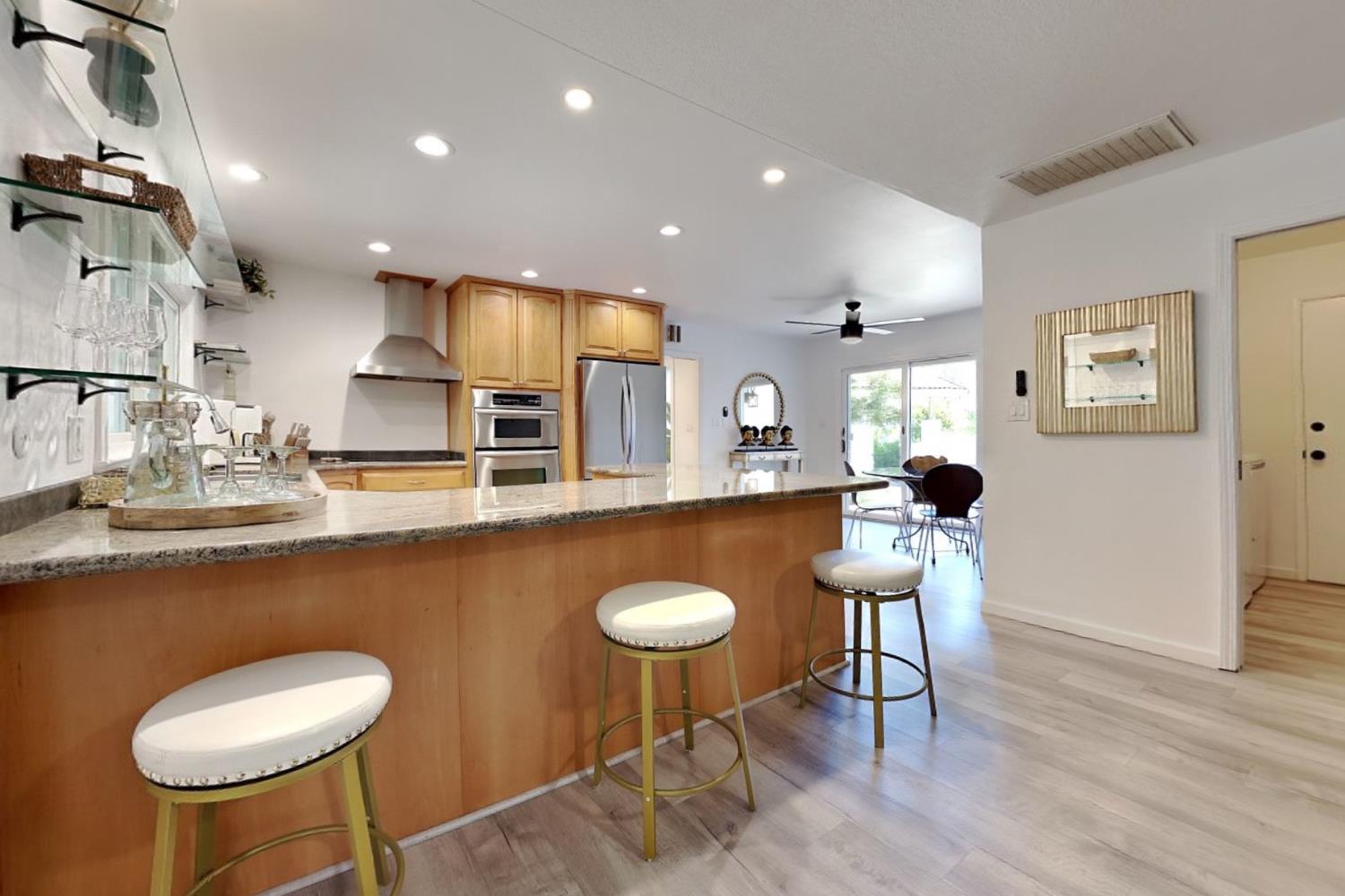 909 Newcastle Ct, Modesto, CA 95355