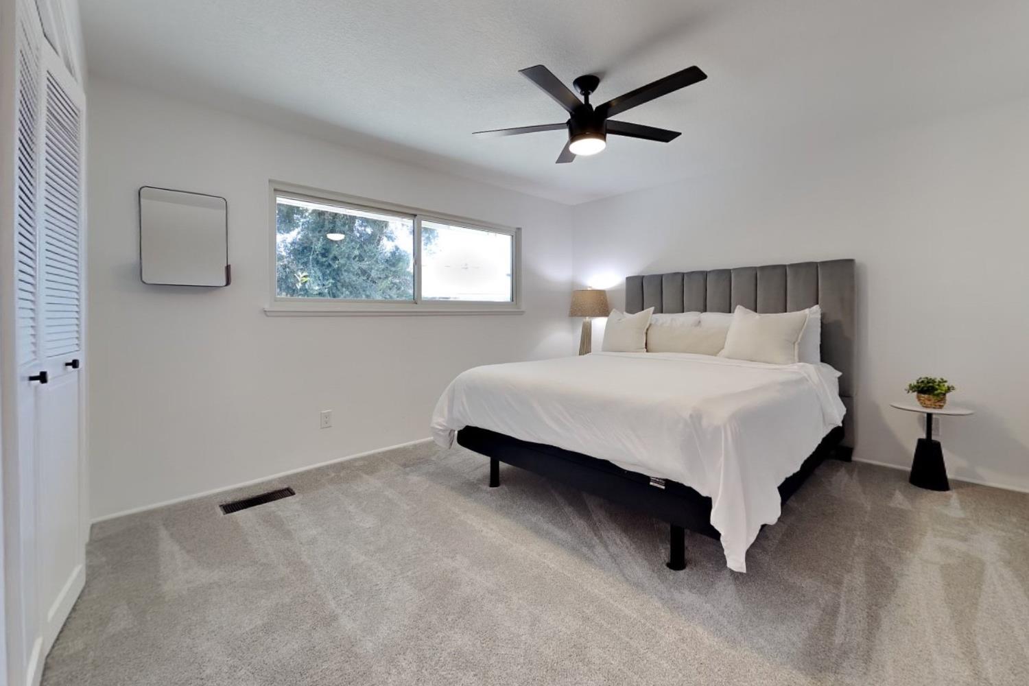 909 Newcastle Ct, Modesto, CA 95355