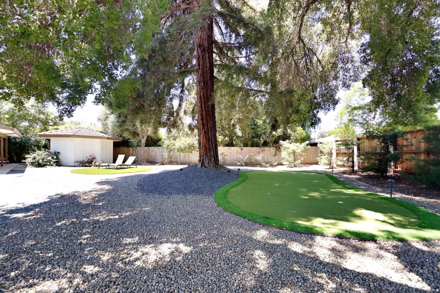 909 Newcastle Ct, Modesto, CA 95355