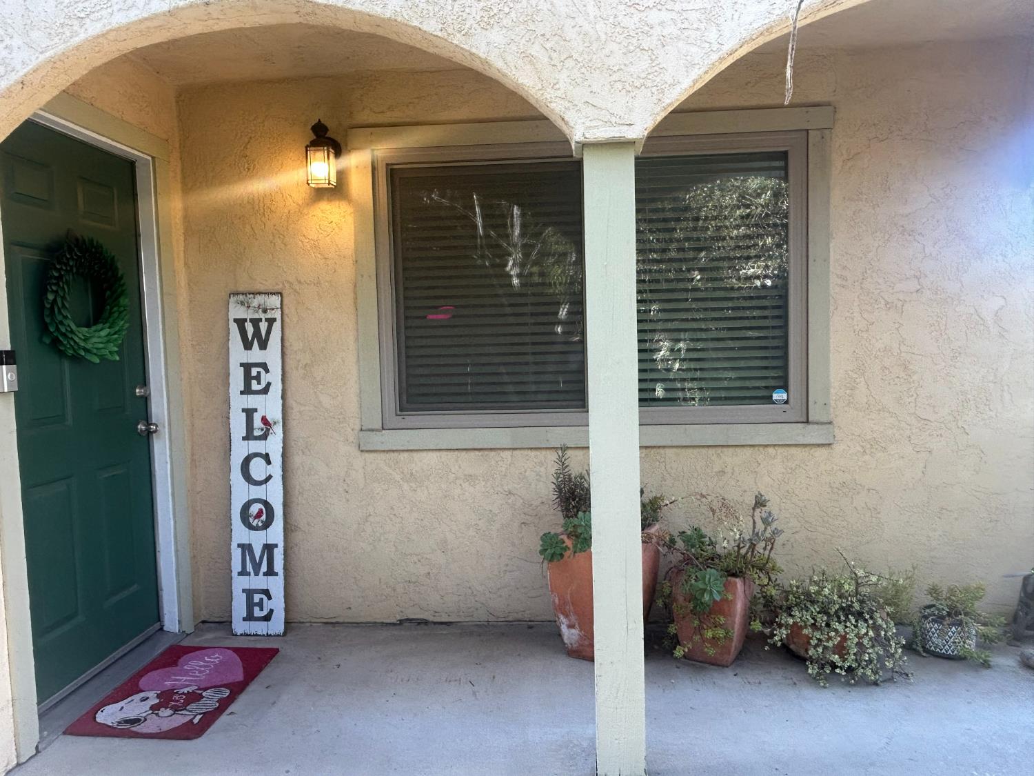 1527 Irwin Ave, Escalon, CA 95320