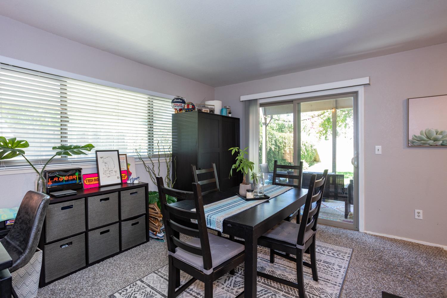 1527 Irwin Ave, Escalon, CA 95320