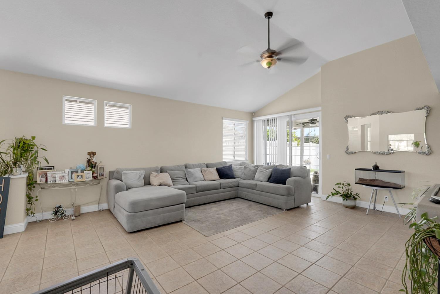 628 Mission Ridge, Manteca, CA 95337
