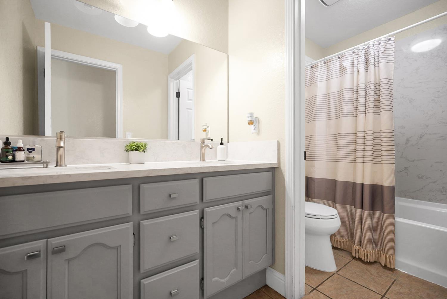 628 Mission Ridge, Manteca, CA 95337