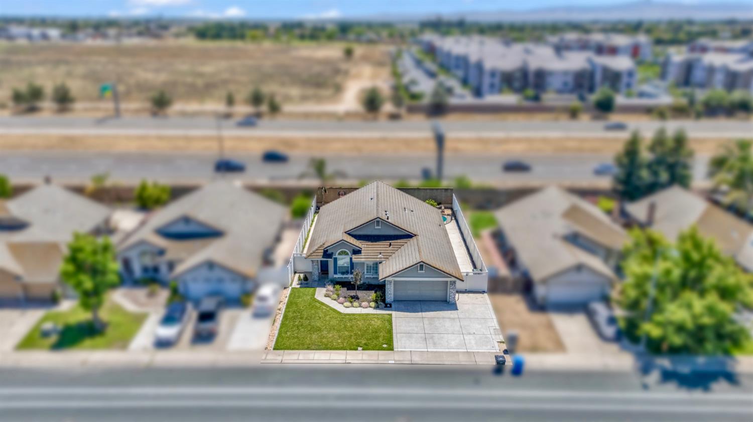 628 Mission Ridge, Manteca, CA 95337