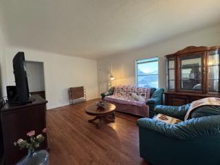 315 W J St, Oakdale, CA 95361