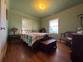 315 W J St, Oakdale, CA 95361
