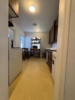 315 W J St, Oakdale, CA 95361