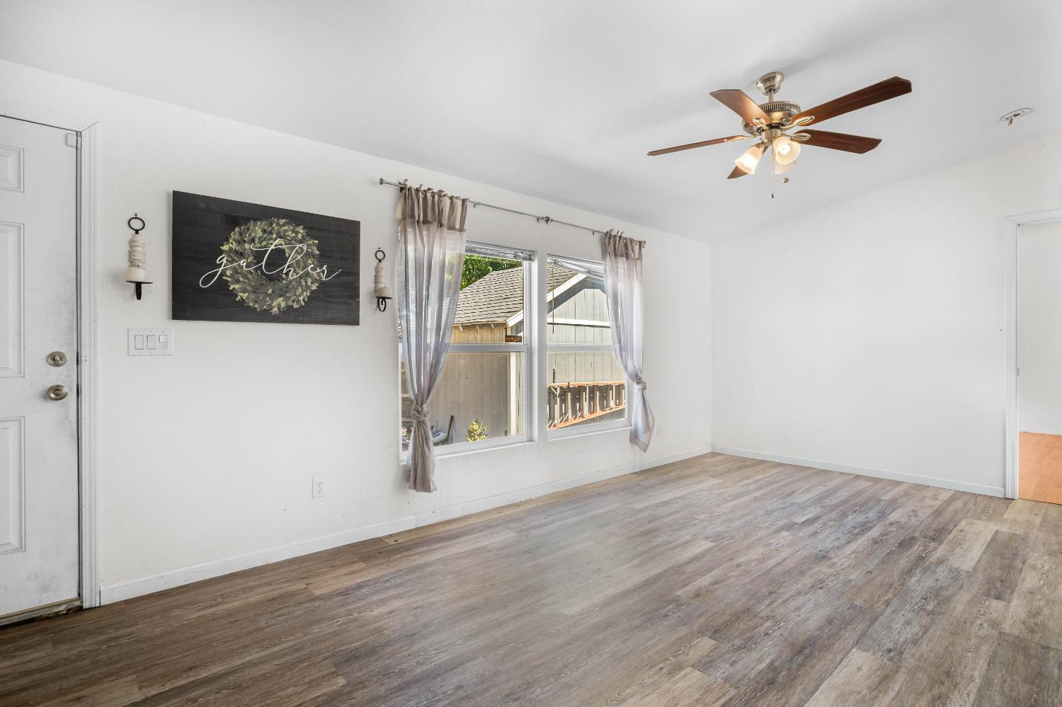 96 Schooner Ln, Modesto, CA 95356