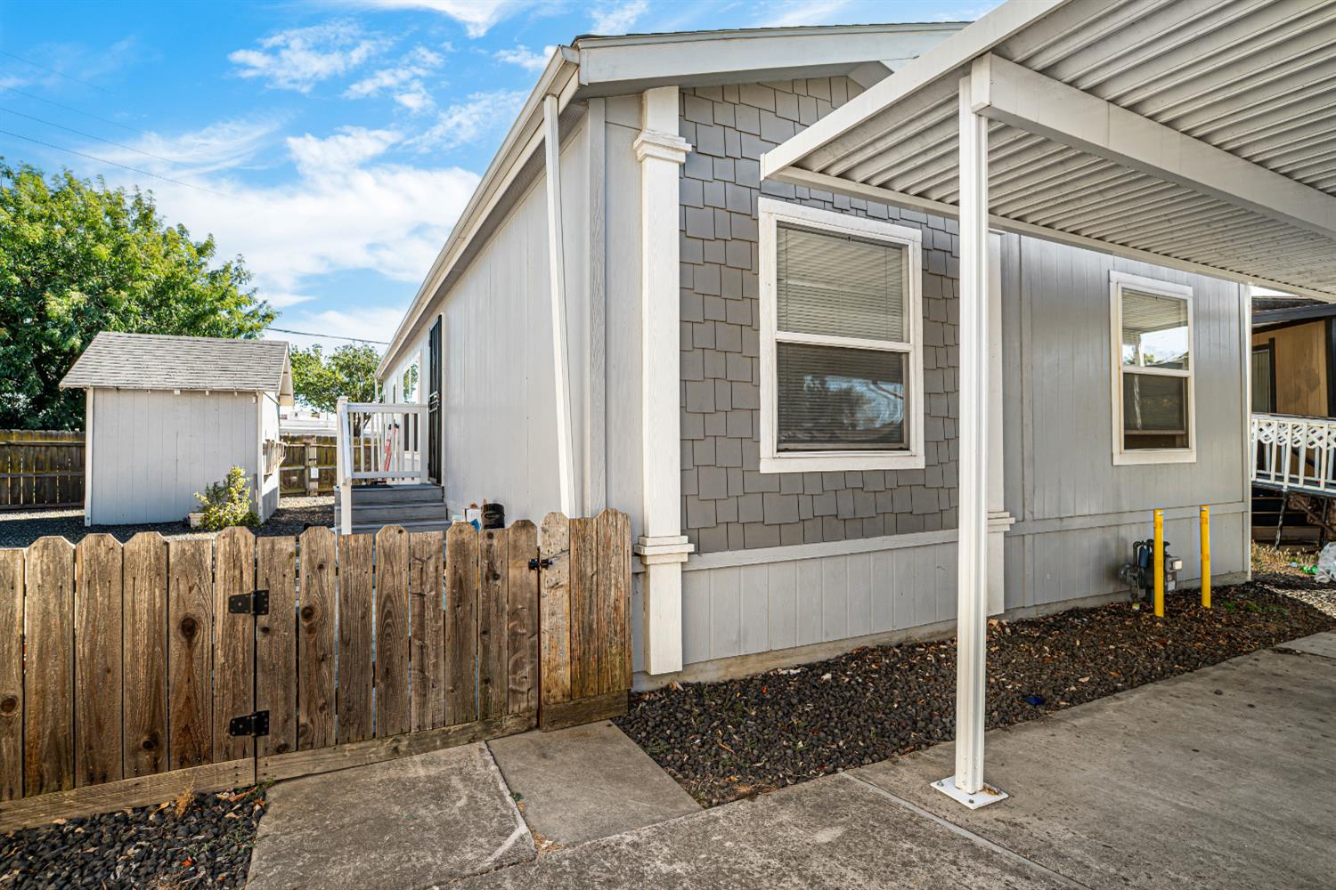 96 Schooner Ln, Modesto, CA 95356