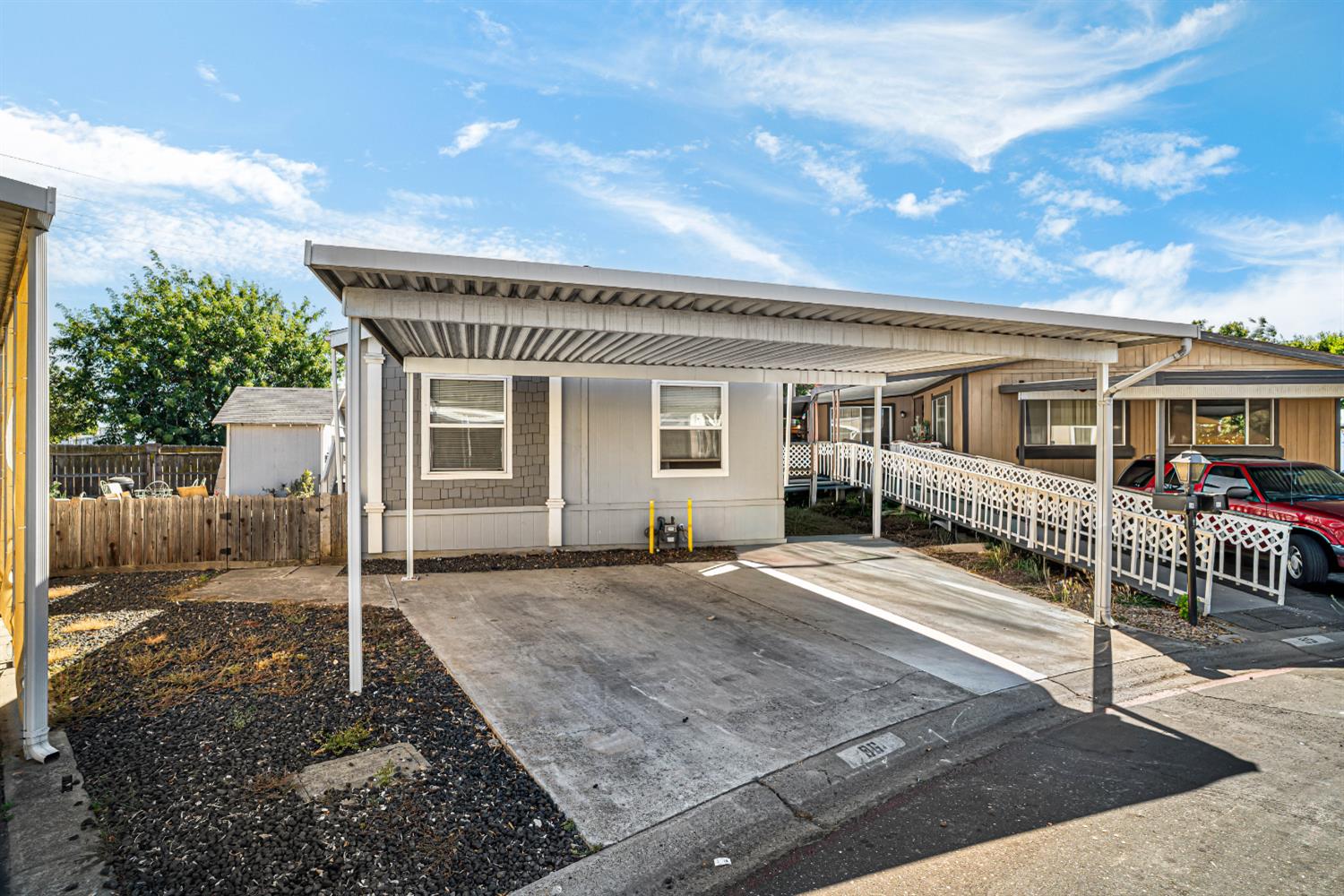 96 Schooner Ln, Modesto, CA 95356