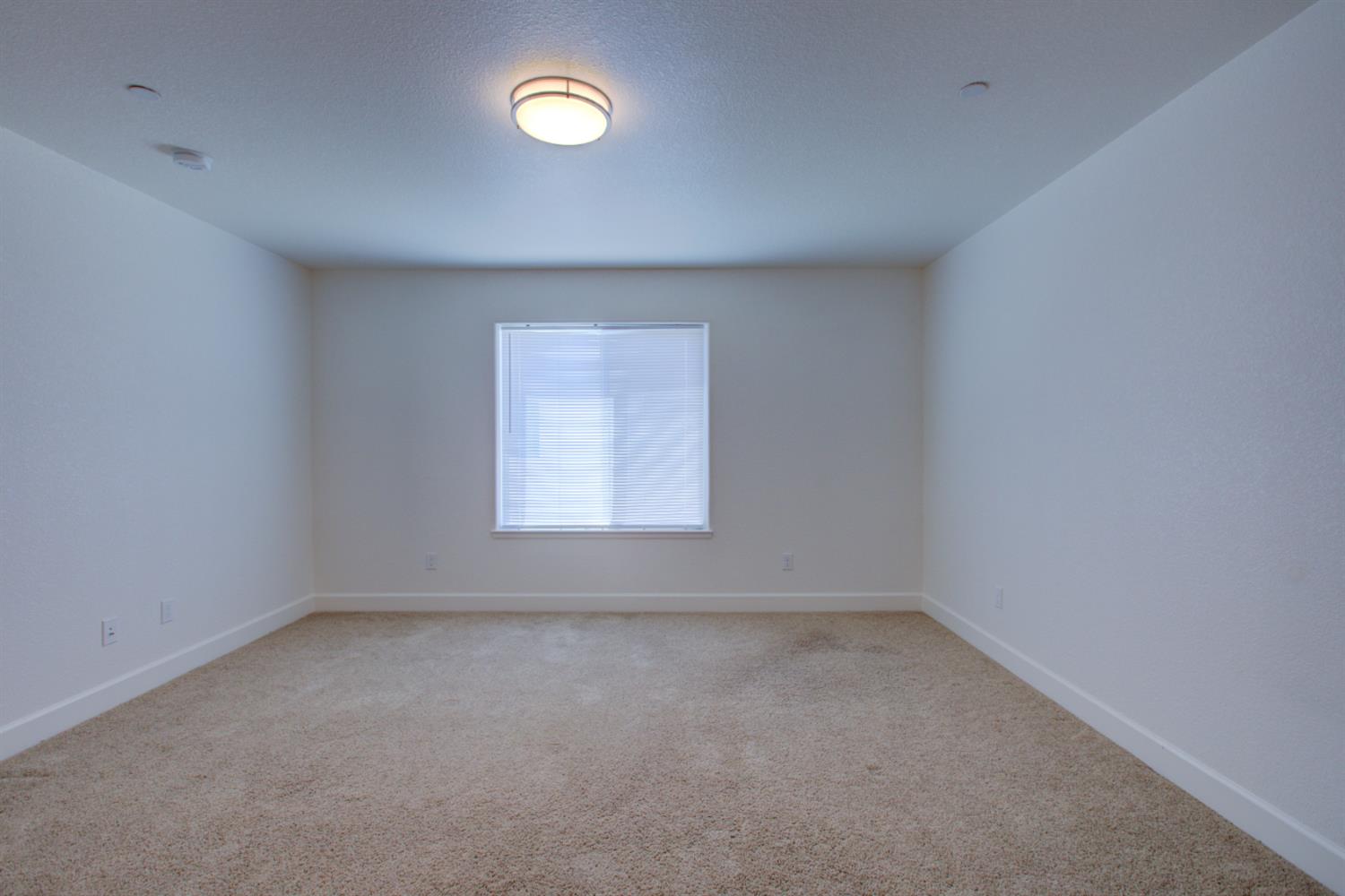5046 Palisade Ave, Merced, CA 95348
