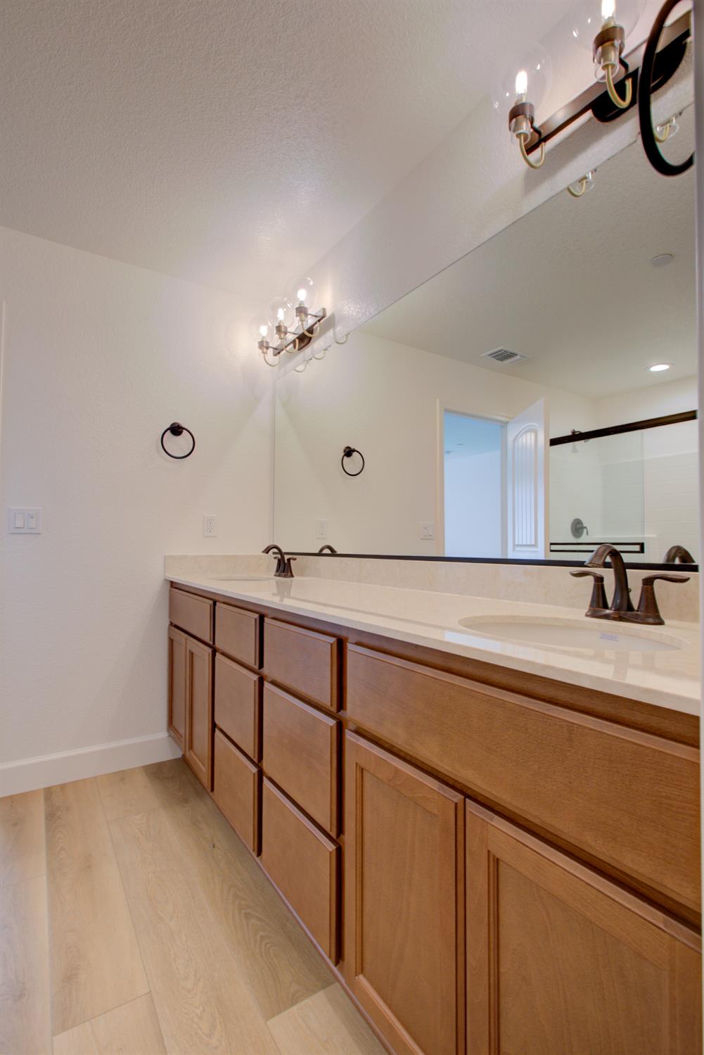 5046 Palisade Ave, Merced, CA 95348