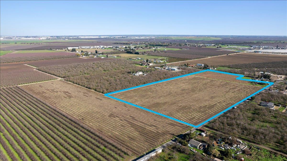 2521 Coelho Rd, Manteca, CA 95336