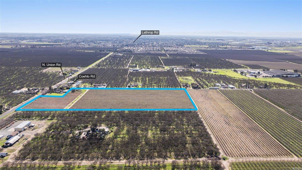 2521 Coelho Rd, Manteca, CA 95336