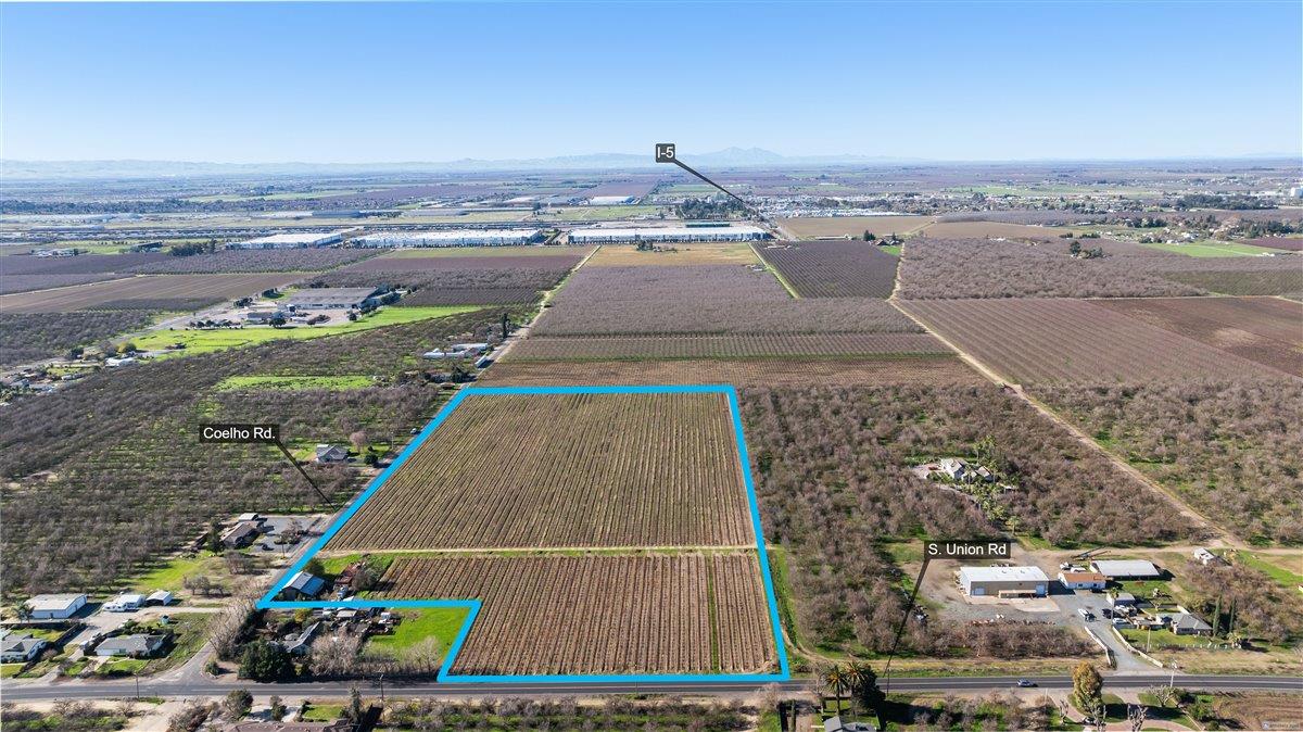 2521 Coelho Rd, Manteca, CA 95336