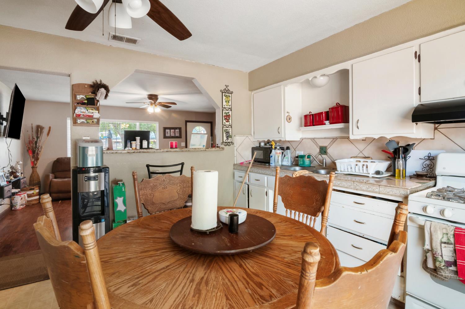 155 N Mercey Springs Rd, Los Banos, CA 93635