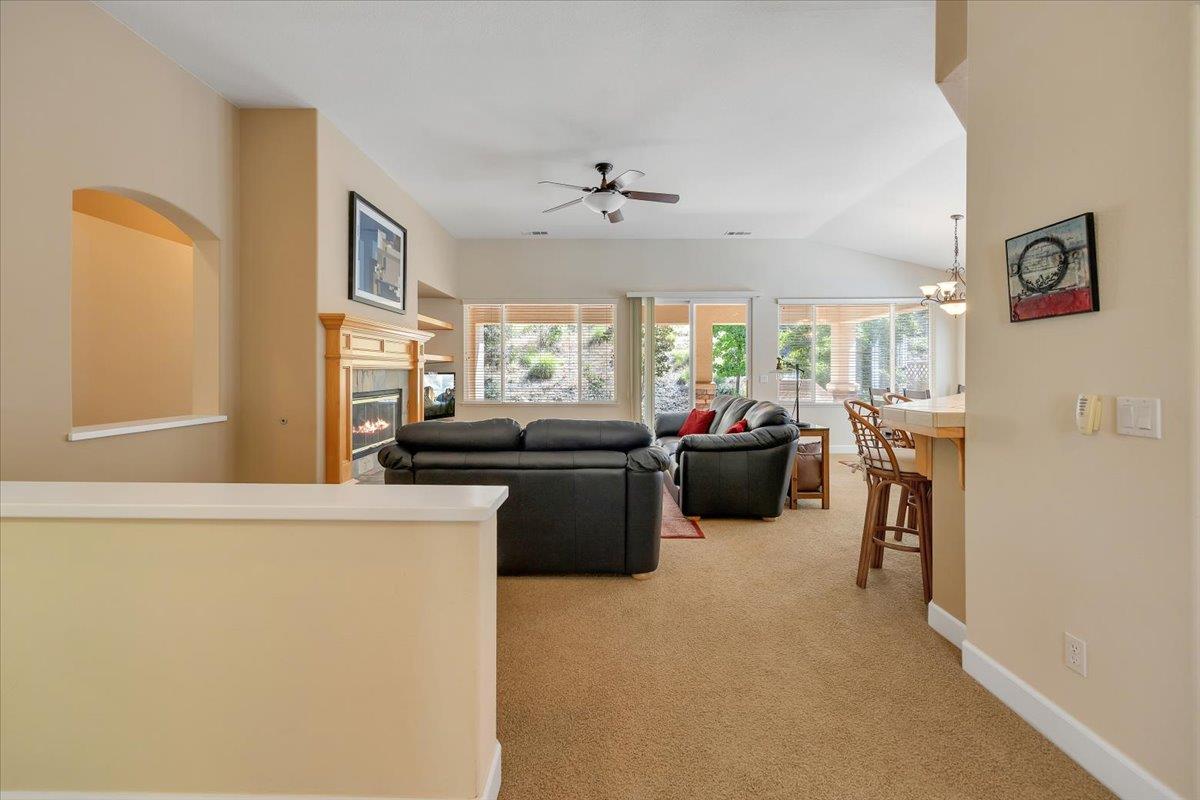 136 Quail Meadow Ct, Copperopolis, CA 95228