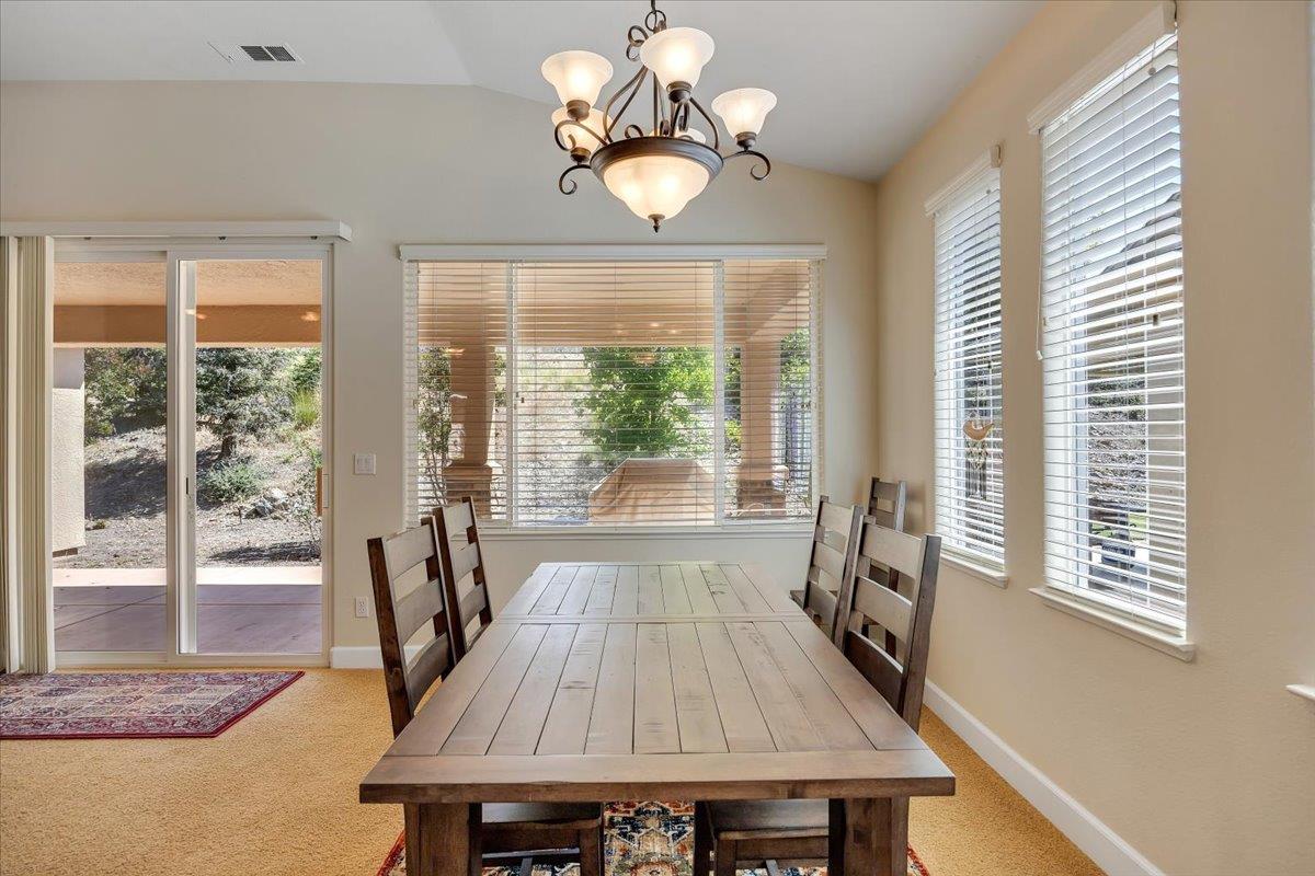 136 Quail Meadow Ct, Copperopolis, CA 95228