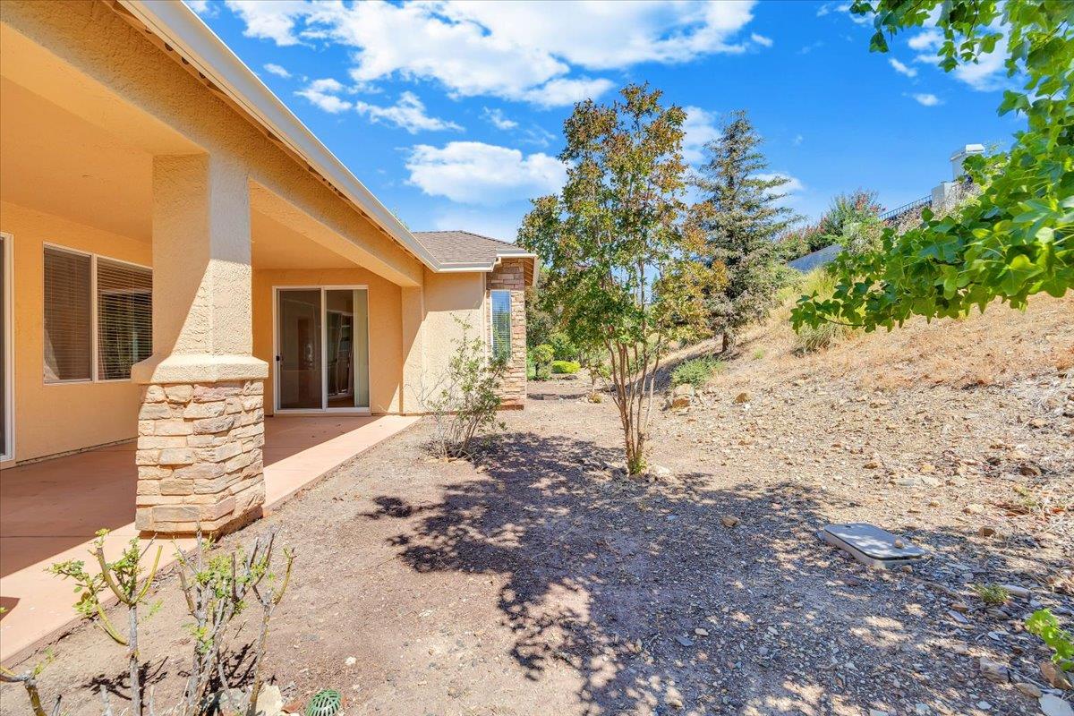 136 Quail Meadow Ct, Copperopolis, CA 95228