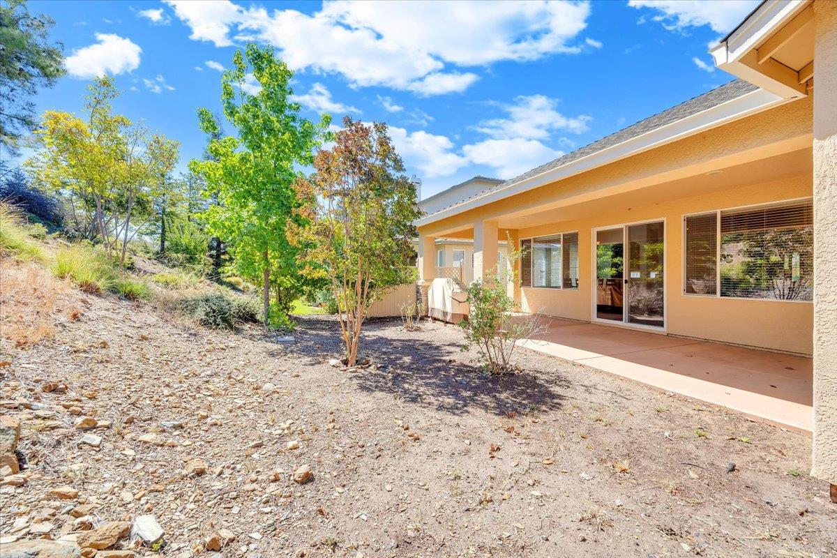 136 Quail Meadow Ct, Copperopolis, CA 95228