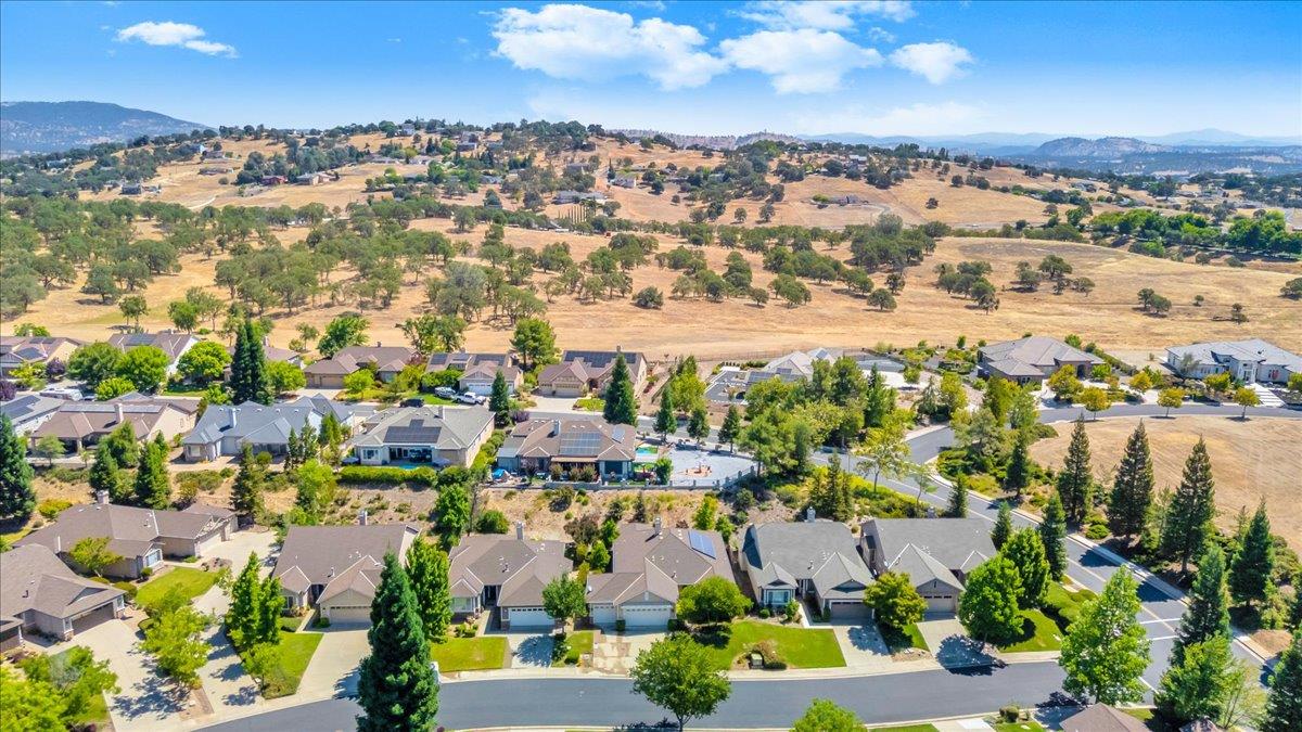 136 Quail Meadow Ct, Copperopolis, CA 95228