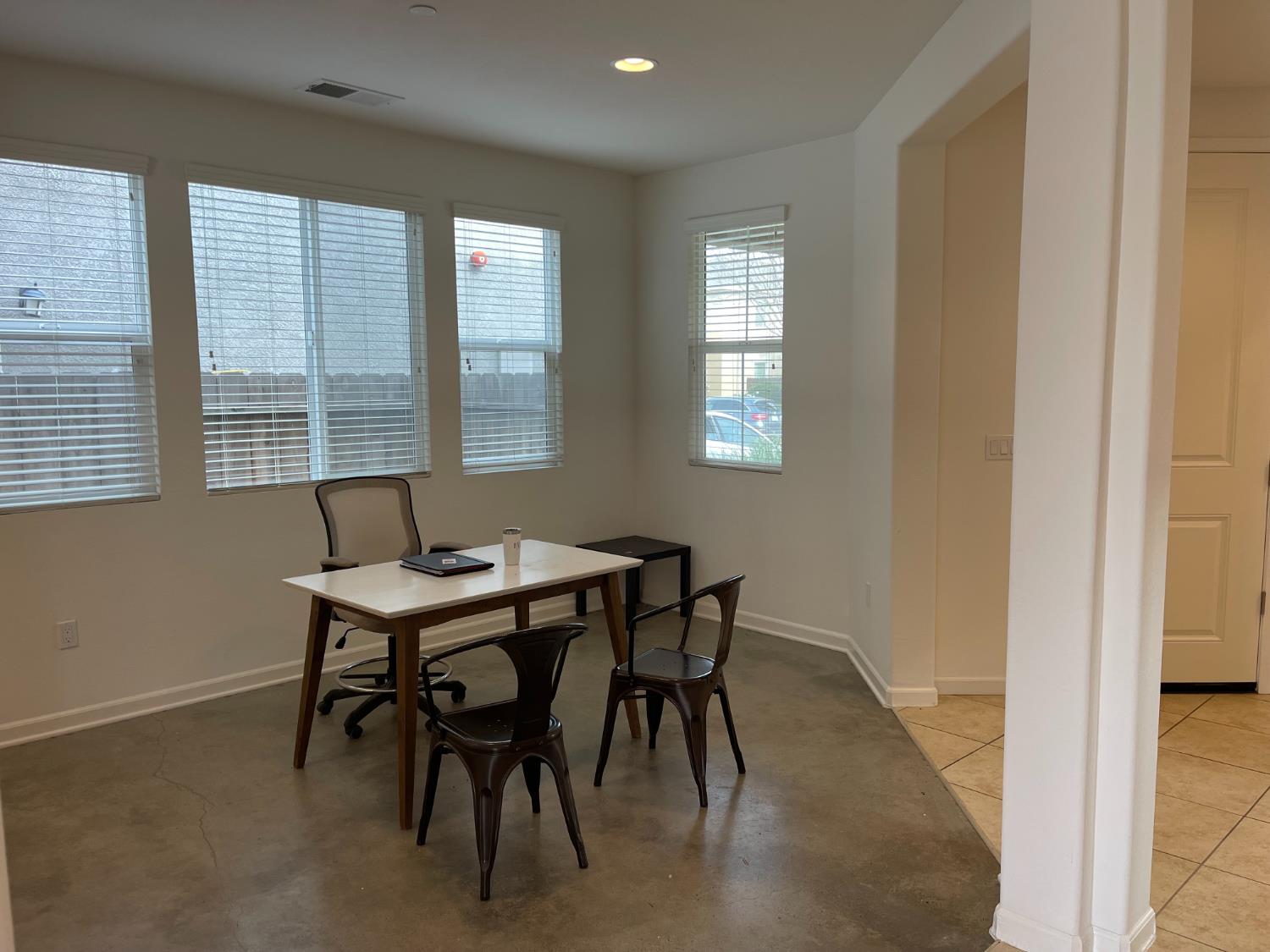 245 Bella Flora Ln, Patterson, CA 95363