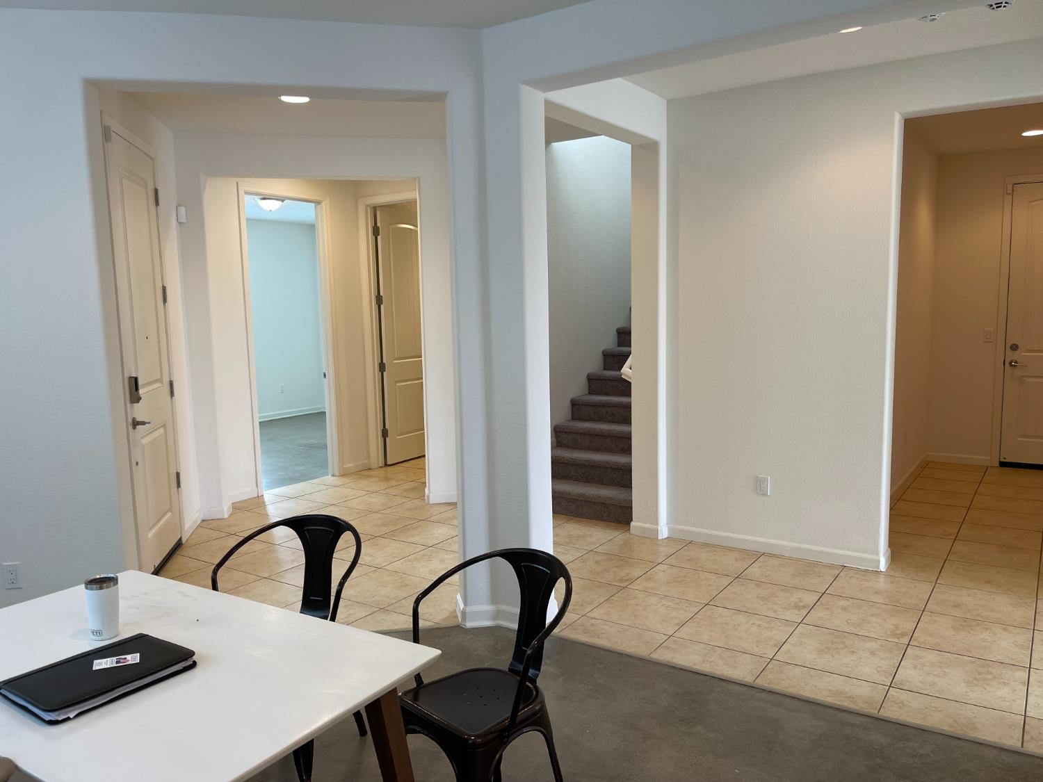 245 Bella Flora Ln, Patterson, CA 95363