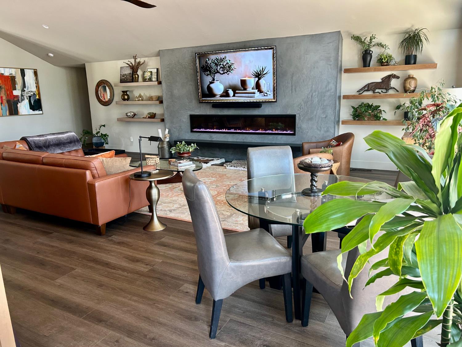 11401 Valley Oak Dr, Oakdale, CA 95361